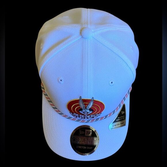 NEW Bugs Bunny Looney Tunes New Era 9SEVENTY Stretch-Snap Adjustable Hat White - Picture 7 of 15